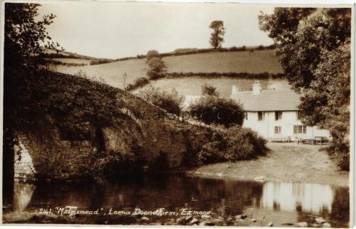 1950ler İngiltere Lynmouth Lorna Doone Valley Devon S/B Kartpostal