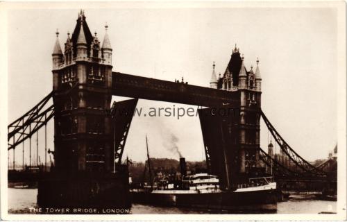 1950ler İngiltere London Tower Bridge S/B Kartpostal