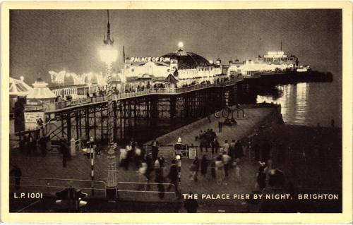 1950ler İngiltere Brighton Pier by Night S/B Kartpostal