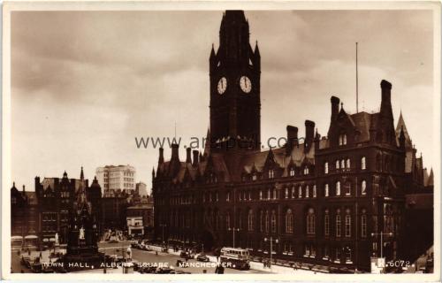 1950ler İngiltere Manchester Town Hall S/B Kartpostal